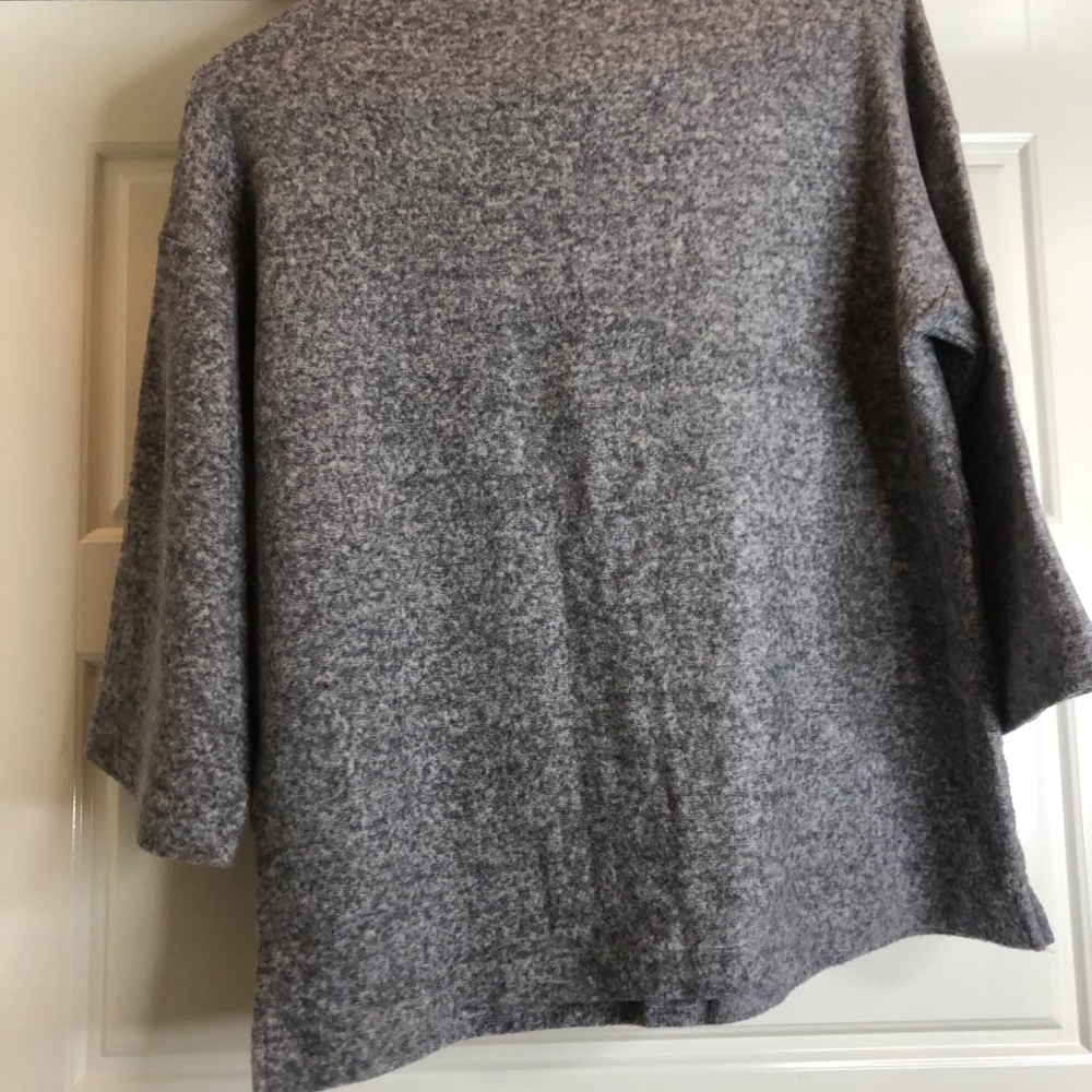 Banana republic warm gray sweater